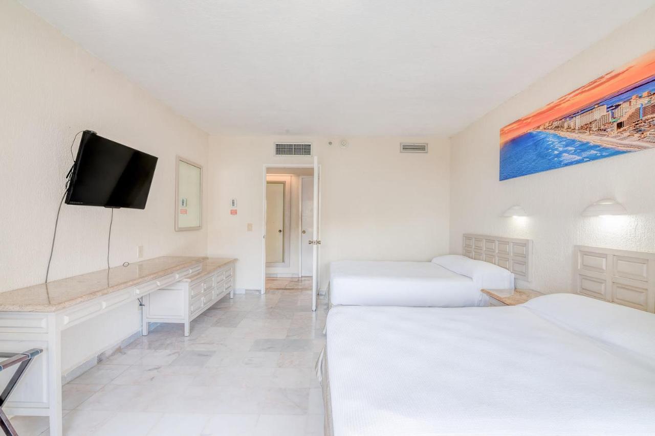 Condos In Prime Cancun Location Plus 3 Pools Екстер'єр фото