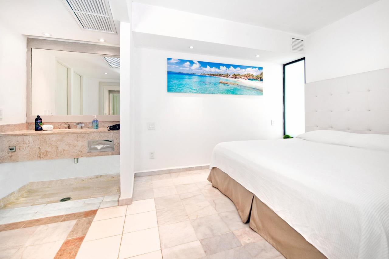 Condos In Prime Cancun Location Plus 3 Pools Екстер'єр фото