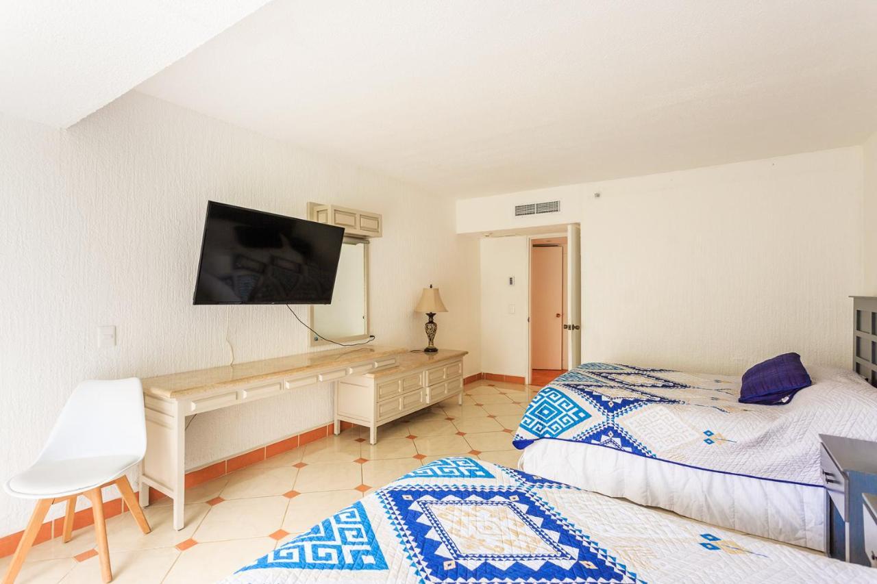 Condos In Prime Cancun Location Plus 3 Pools Екстер'єр фото