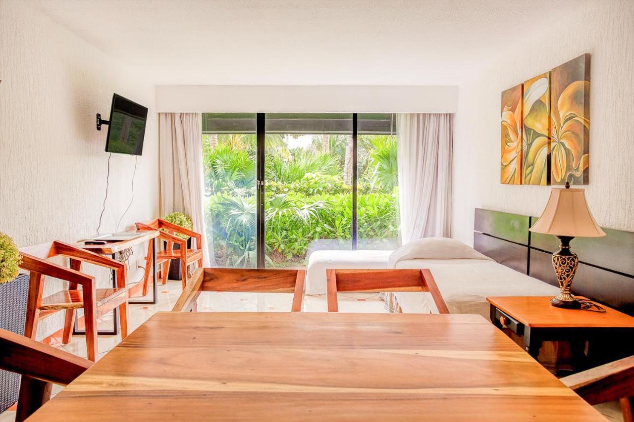 Condos In Prime Cancun Location Plus 3 Pools Екстер'єр фото